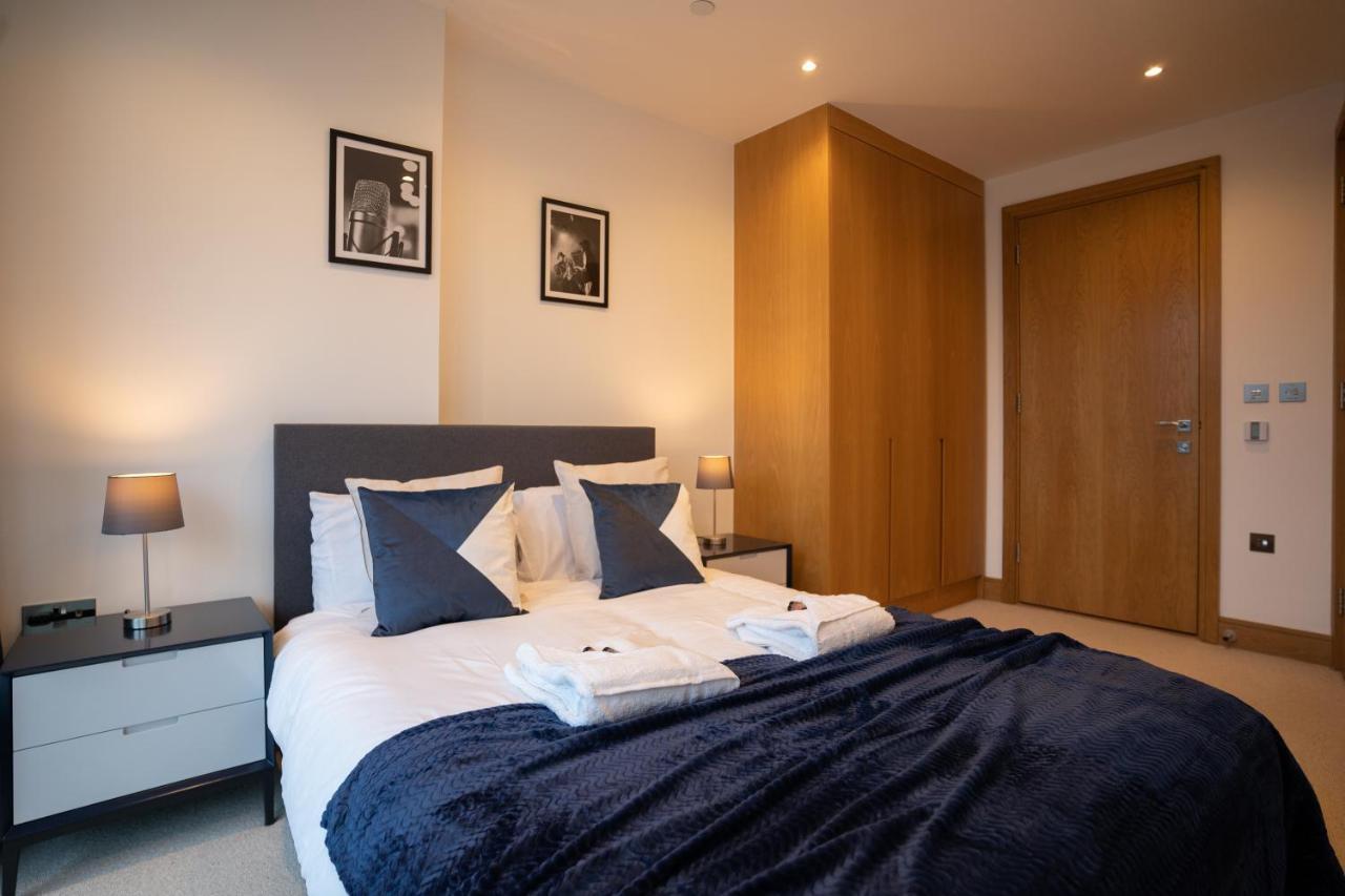 Apartamento Canary Wharf Luxury Flat W/ View & Terrace