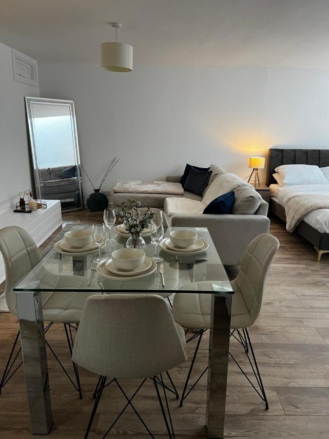 Modern In Popular South Kensington Location Londres