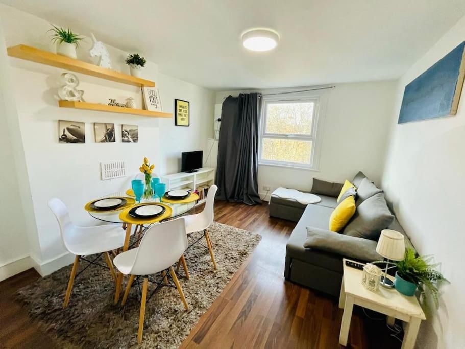Appartement Cute 3 Bedroom Flat In Islington + Parking Londres