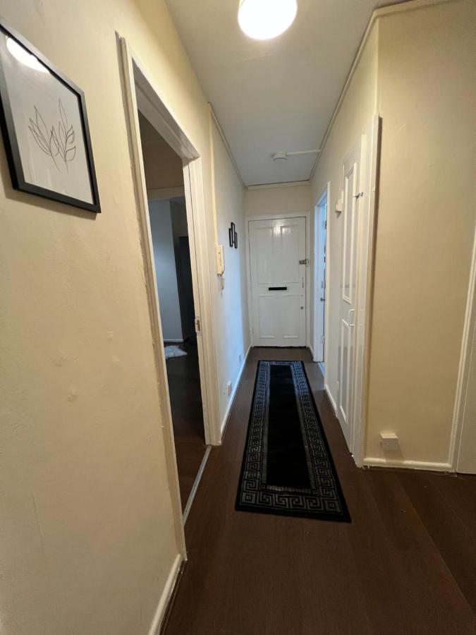 Marble Arch, Oxford Street, Edgware Road Apartment