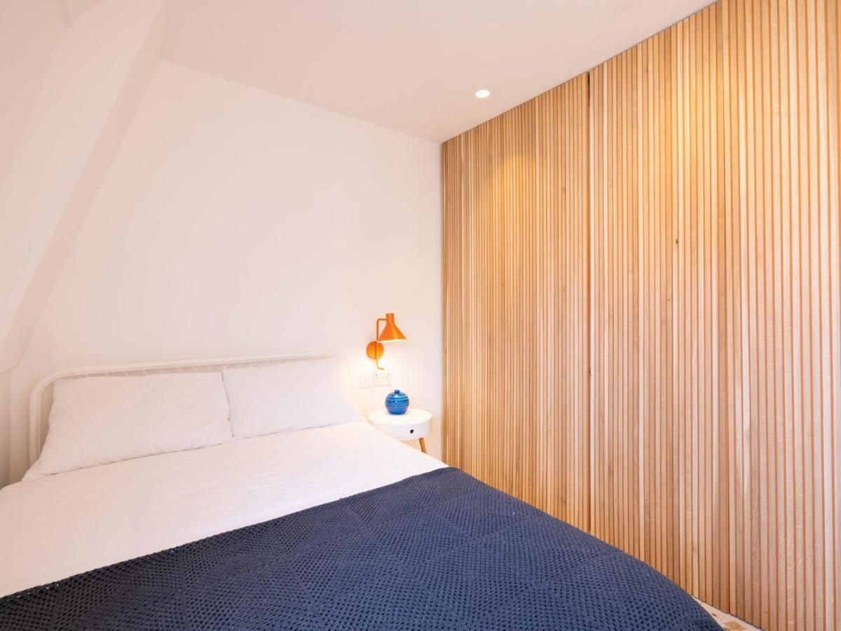 Pass The Keys Designer In The Heart Of Euston Londen