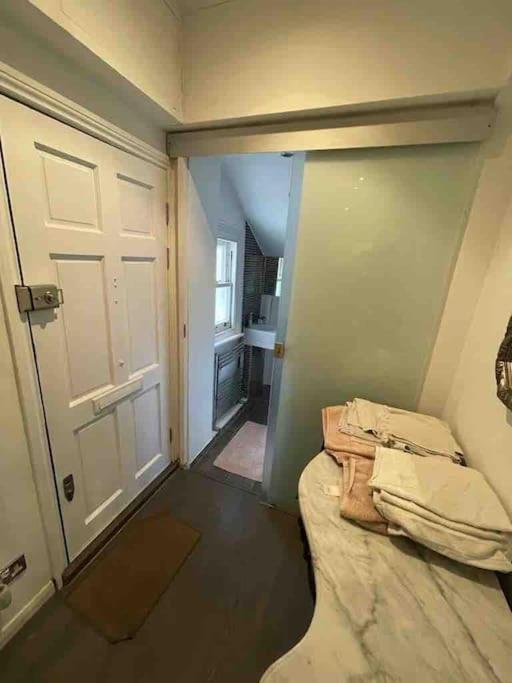 Large Flat In Kensington Apartamento Londres