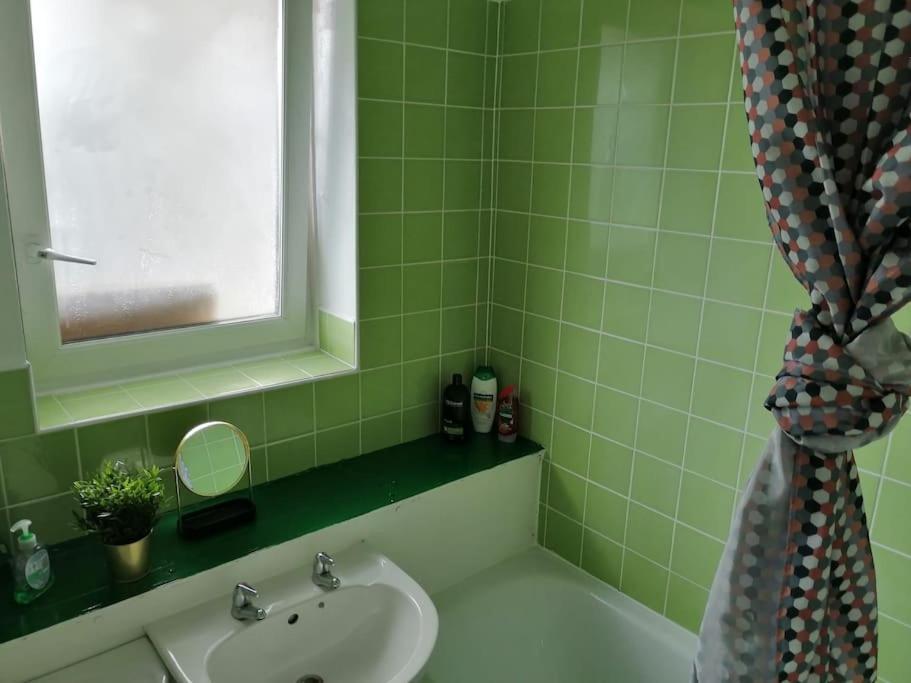 Entire Flat In Kings Cross Apartment London