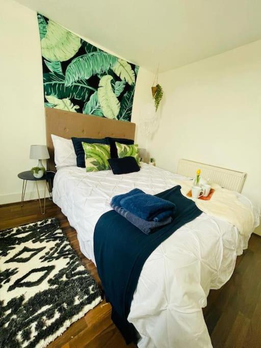 Cute 3 Bedroom Flat In Islington + Parking Appartement Londres