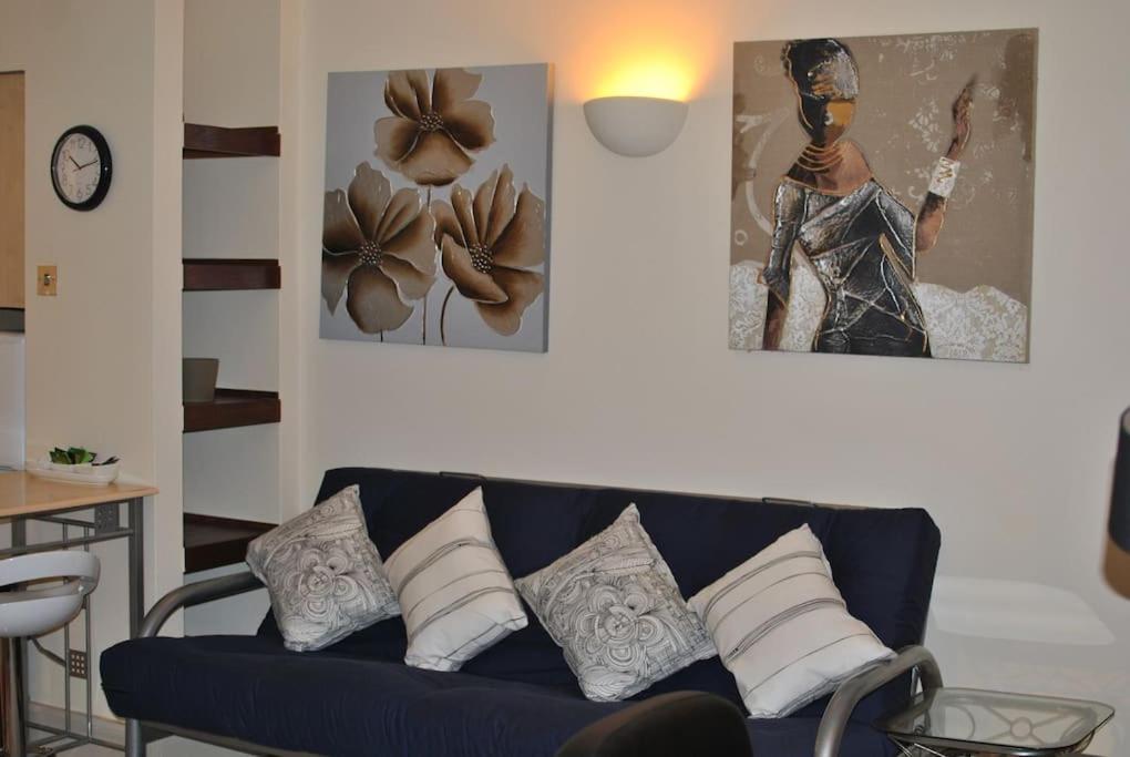 Awesome In The Heart Of Camden Town Apartment London