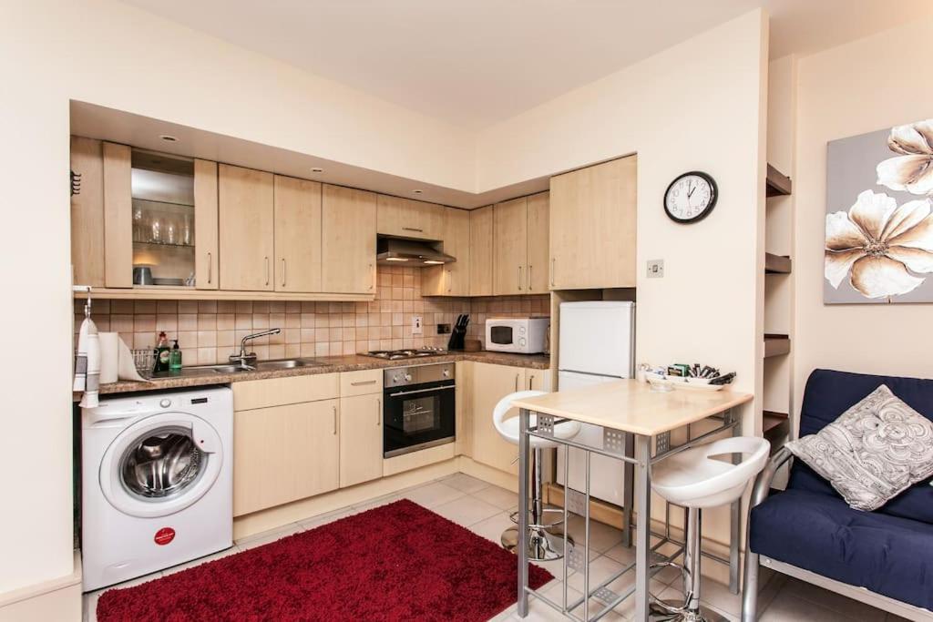 Awesome In The Heart Of Camden Town London