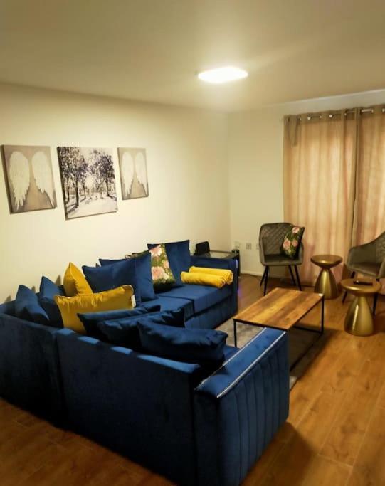 Impeccable 2-bed House Apartamento