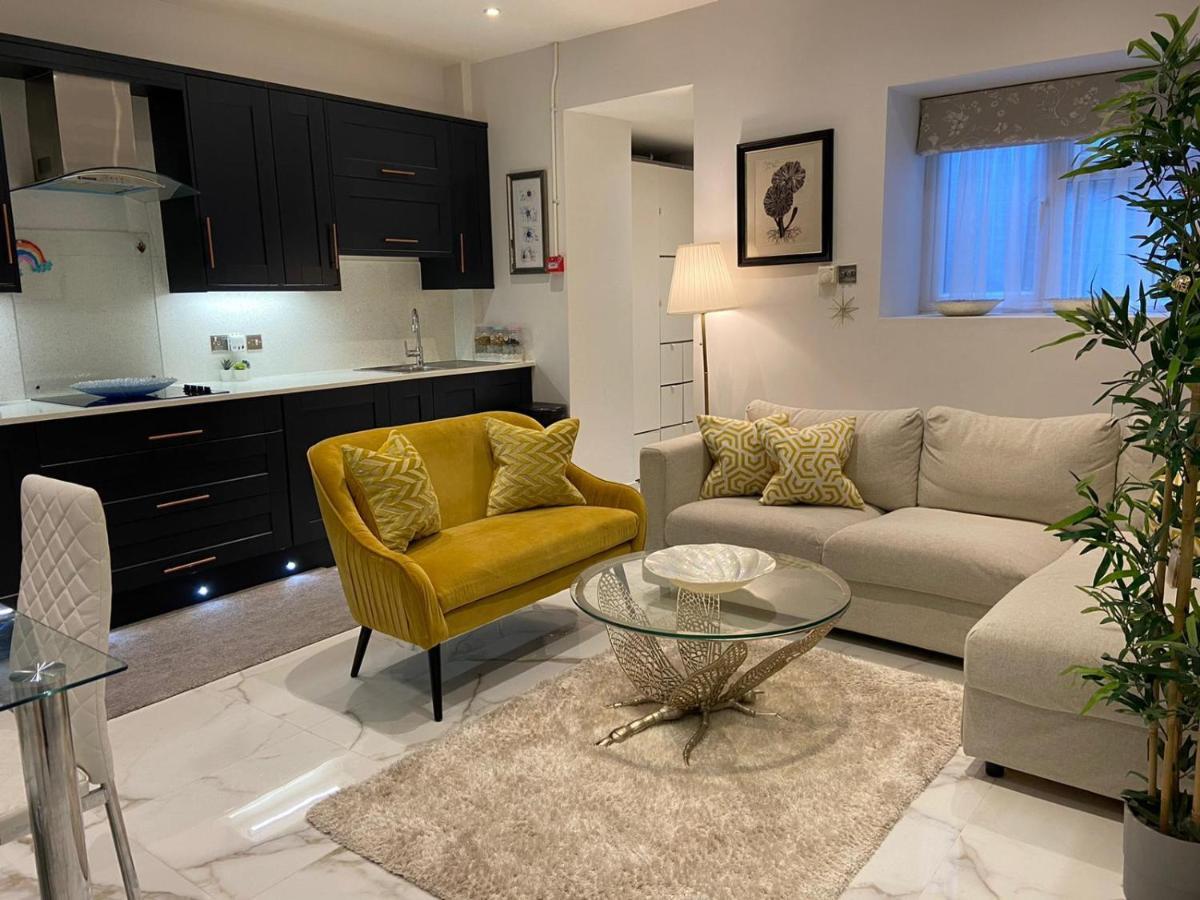 Elegant 2 Bed Flat In Chiswick * Londres