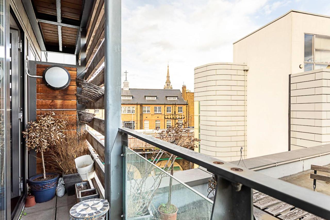 Modern Cosy On Vibrant Deptford High Street Londres