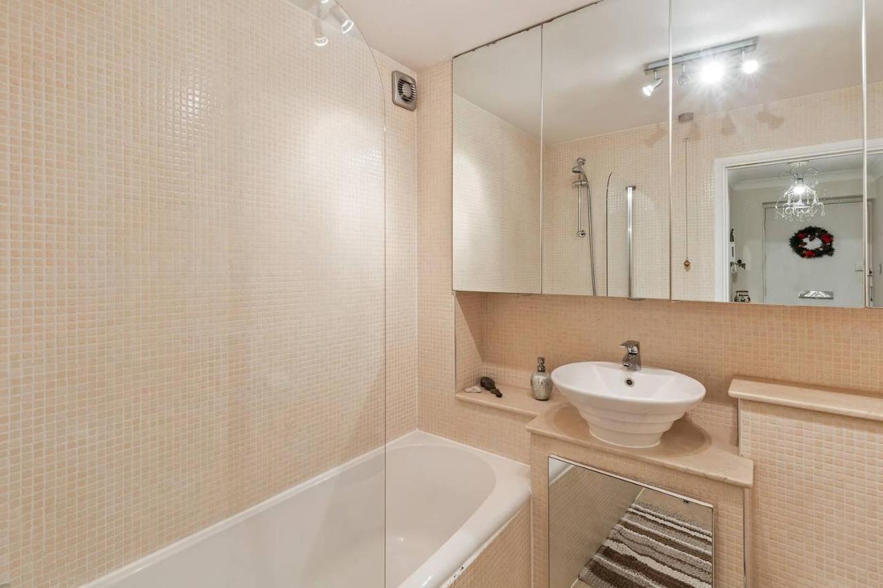 Apartamento Beautiful And Cosy 2 Bedroom Flat Londres