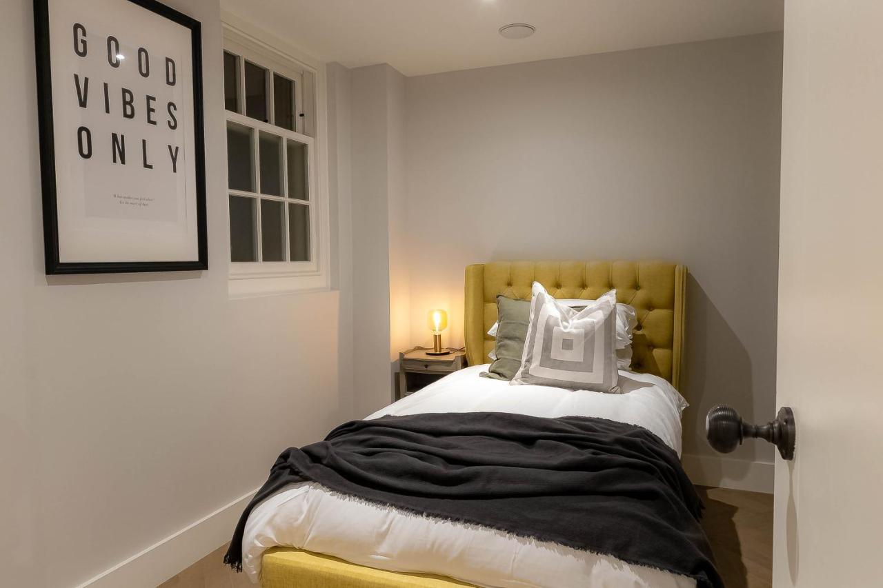 Three Bedroom Near Brick Lane By Belvilla * Londres