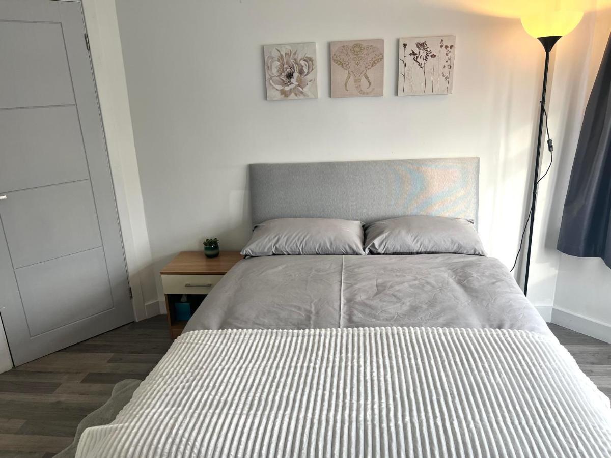 Cosy Double Bedroom For One Guest Pensión *