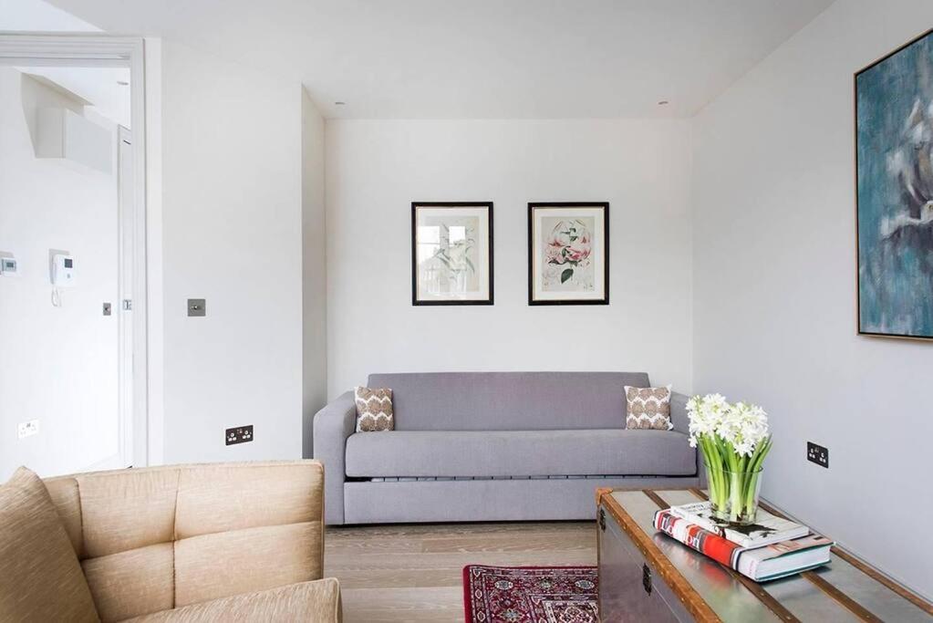 Recently Redecorated Spacious And Modern 1br Flat In West Apartamento
