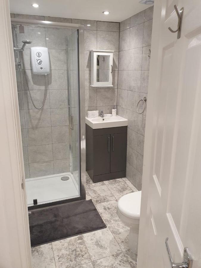 Habitación en casa particular Spacious Loft Space With Private En-suite Bathroom *