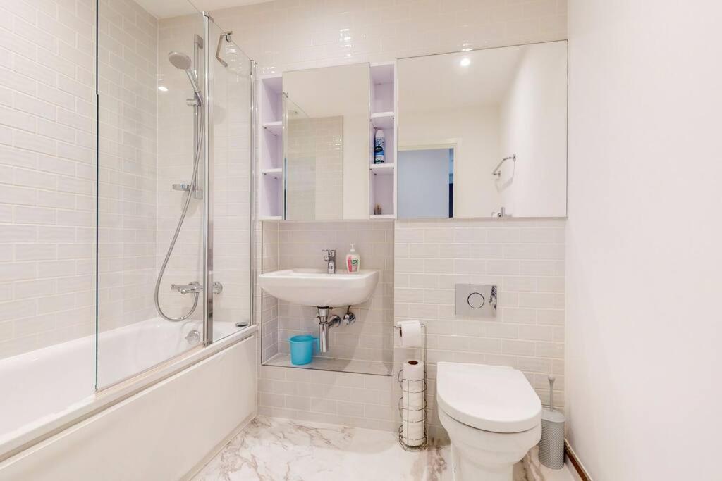 Lovely 1 Bedroom In Royal Arsenal Riverside Londres
