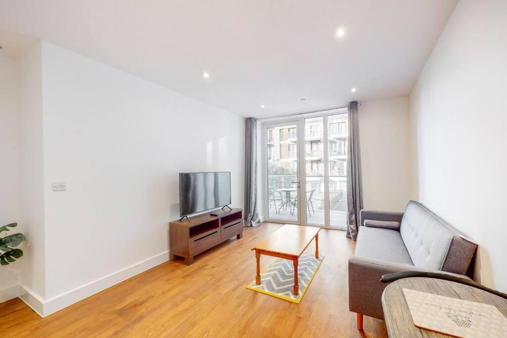 Lovely 1 Bedroom In Royal Arsenal Riverside Apartamento