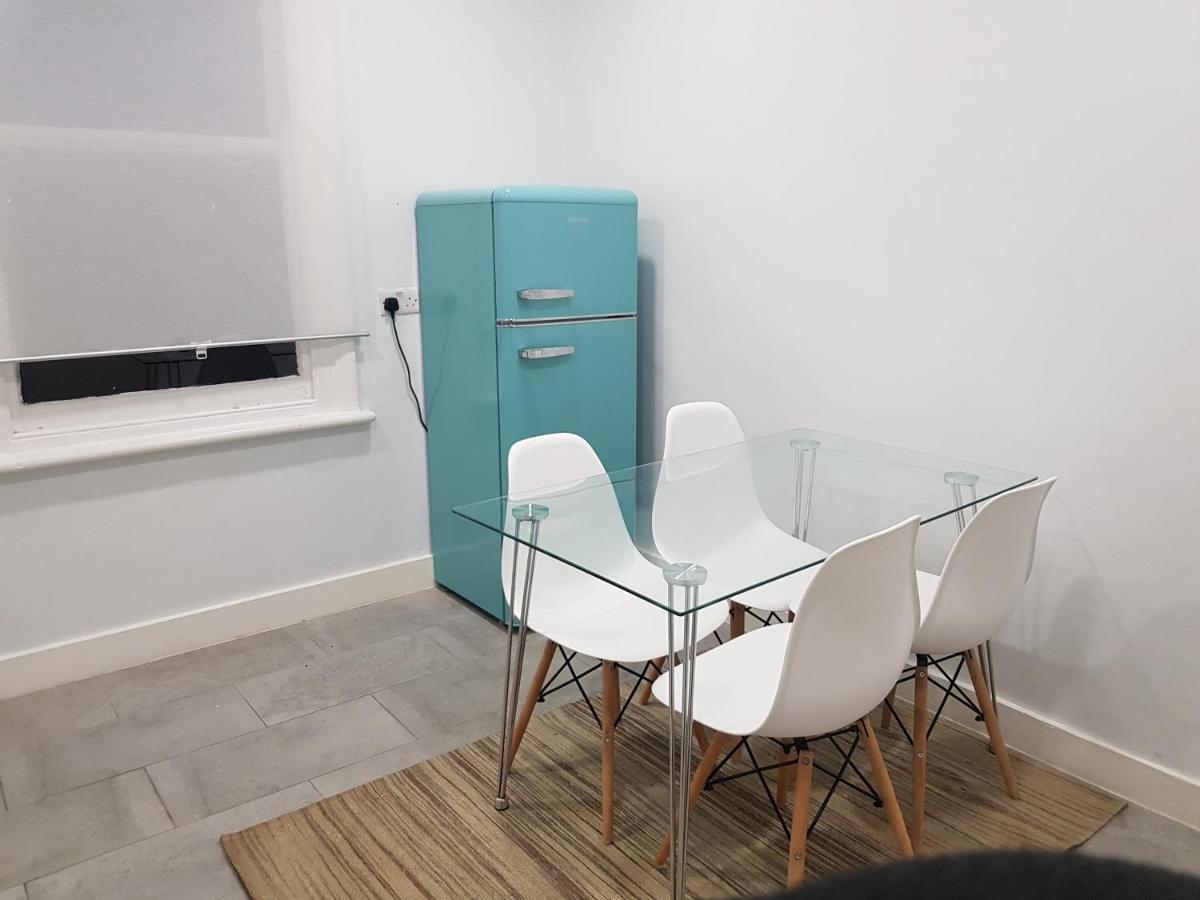 London. Gorgeous 2 Bed Flat Near Olympic Park.