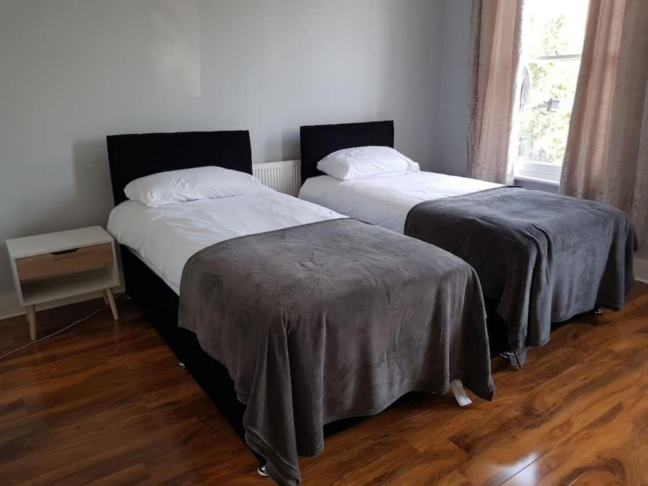 London. Gorgeous 2 Bed Flat Near Olympic Park. Apartamento *