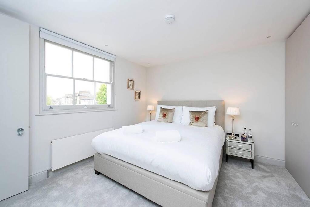 Apartamento Recently Redecorated Spacious And Modern 1br Flat In West Londres