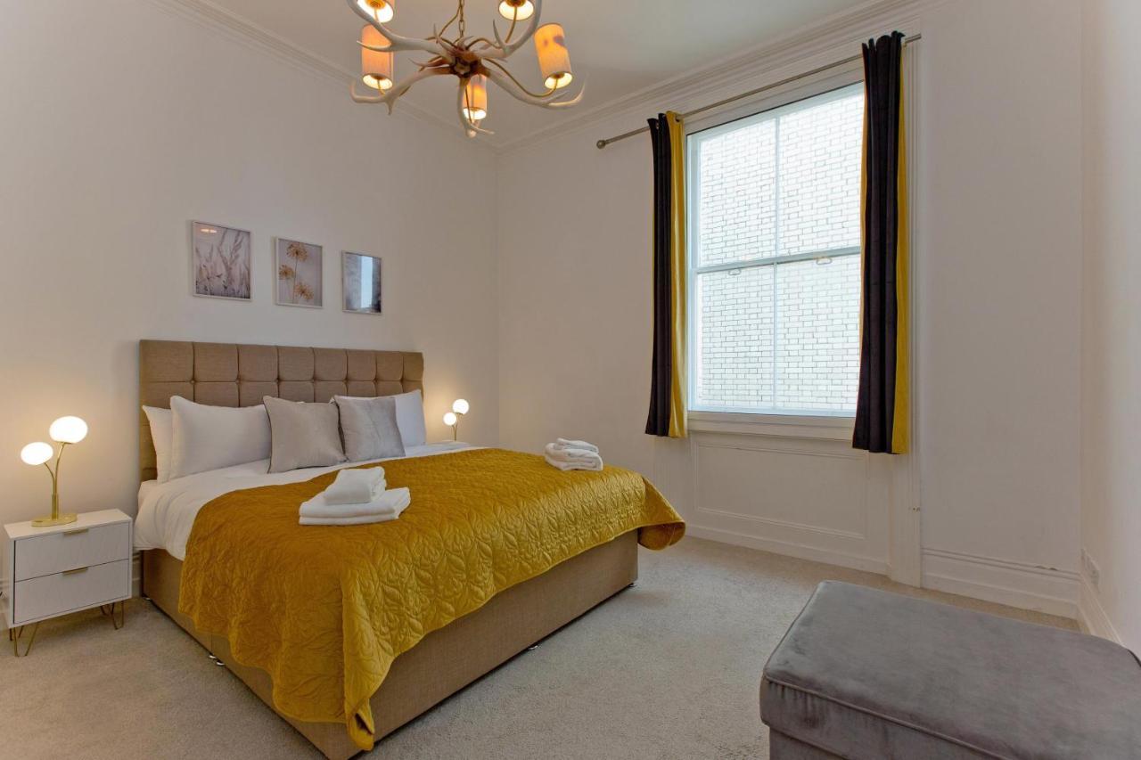 Stunning 6 Bedroom Flat * Londres