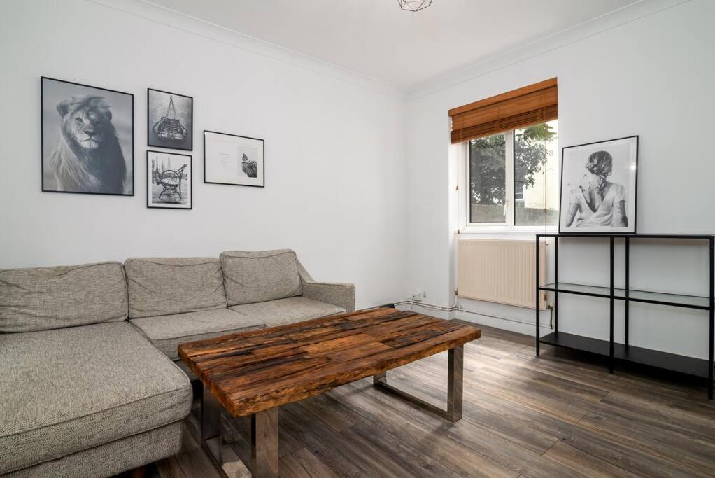 Stylish And Well Equipped Flat In Stockwell Apartamento *