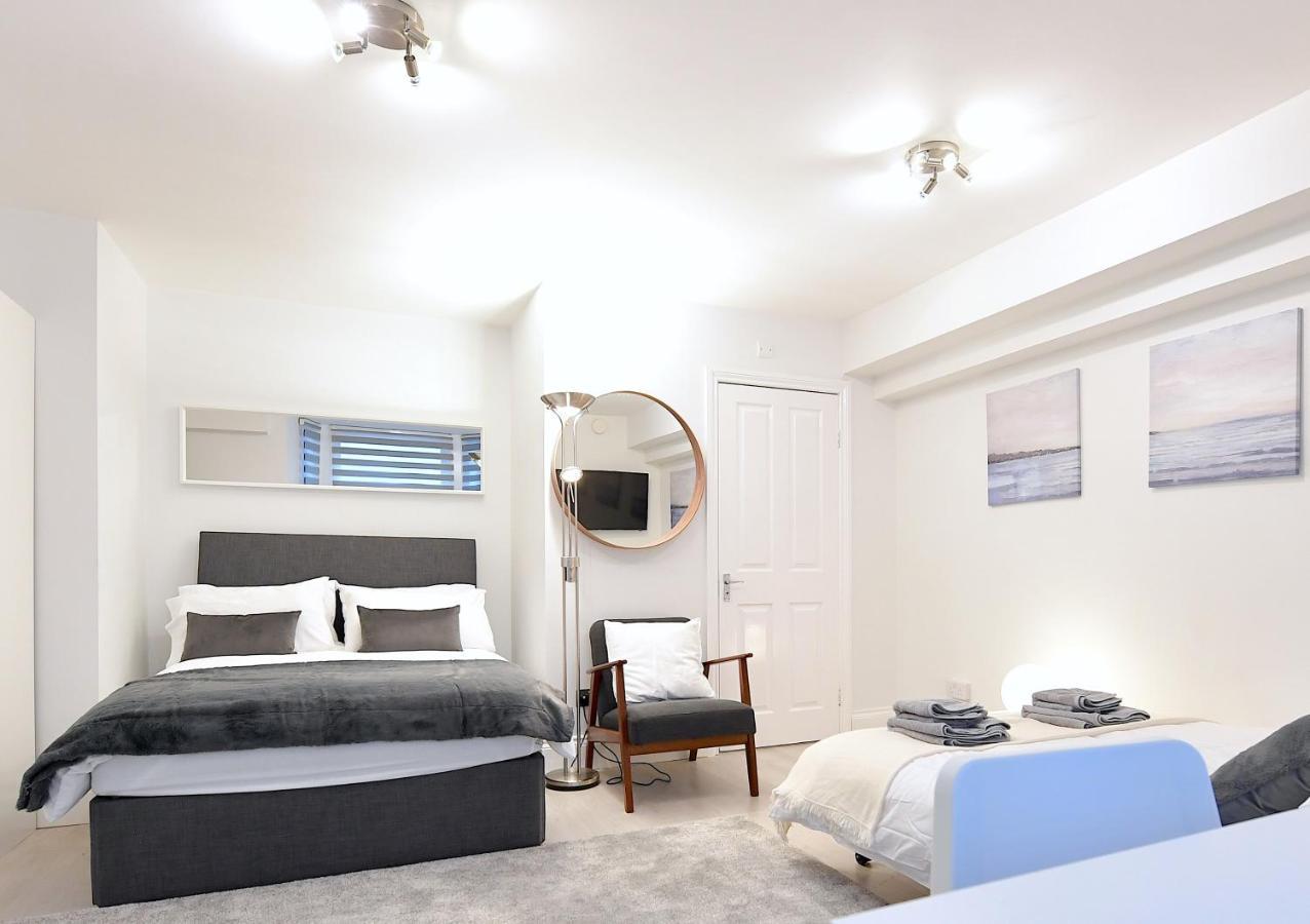 Stylish By Luxestays Shepherds Bush *