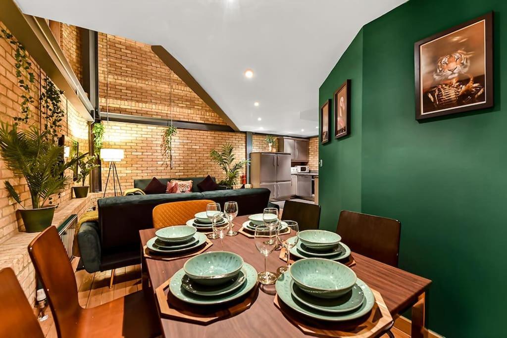 Appartement Spacious 2 Bed Urban Jungle Flat,