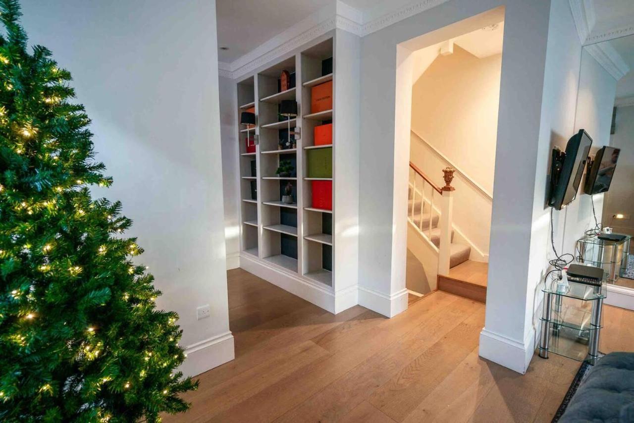 Spacious & Modern 3brs House In Londres