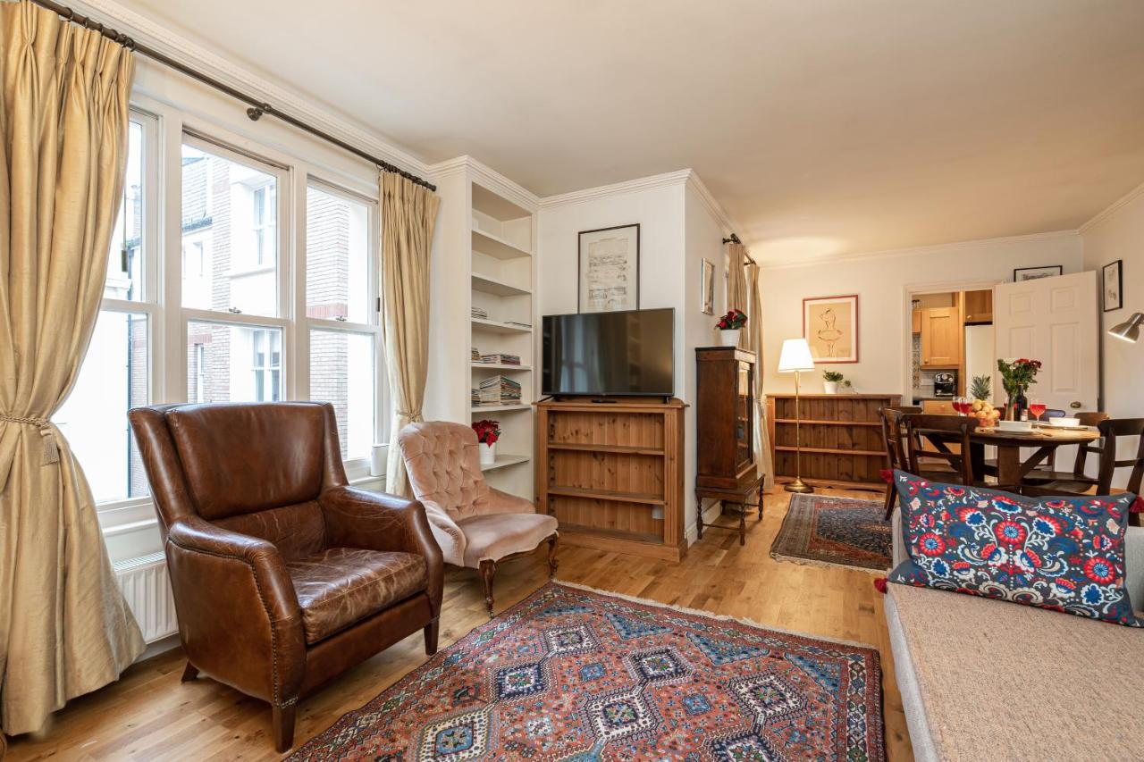 Apartment At Piccadilly London
