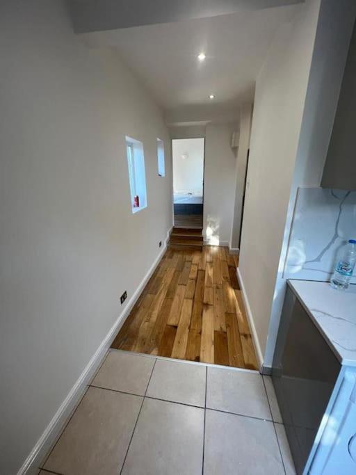 Green Lanes N8, Studio Flat! Londres