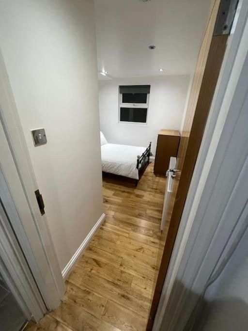 Apartment 2 Bedroom In Hampdenrd
