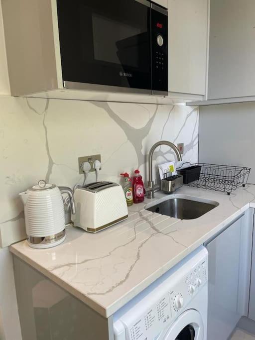 Green Lanes N8, Studio Flat! * Londres
