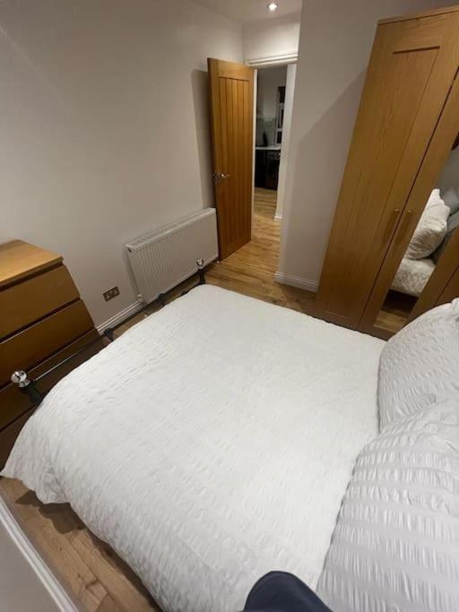 2 Bedroom In Hampdenrd Londen