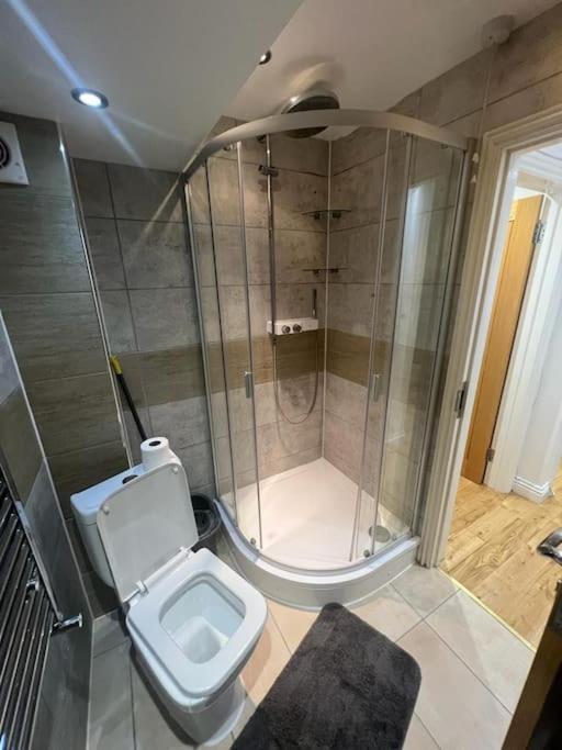 Apartment 2 Bedroom In Hampdenrd