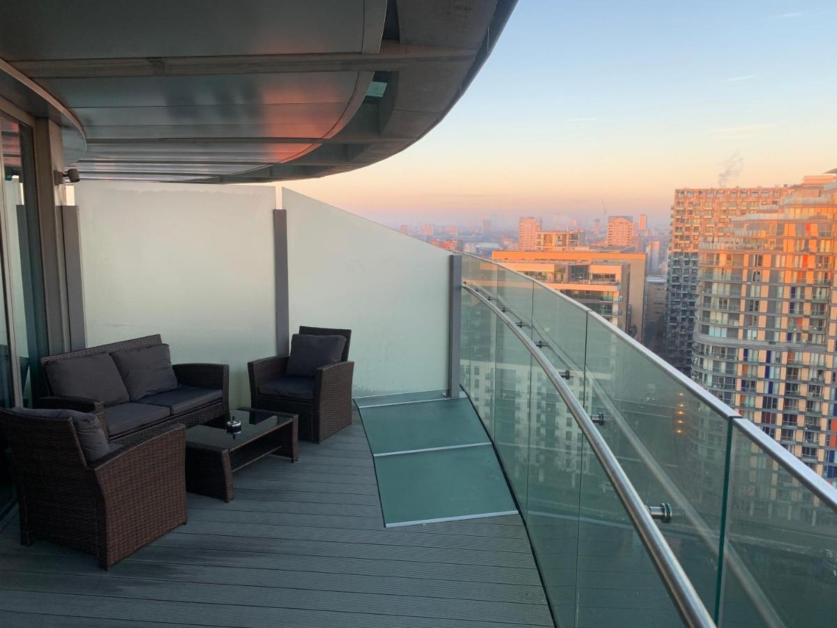 Canary Wharf Luxury Flat W/ View & Terrace Londres