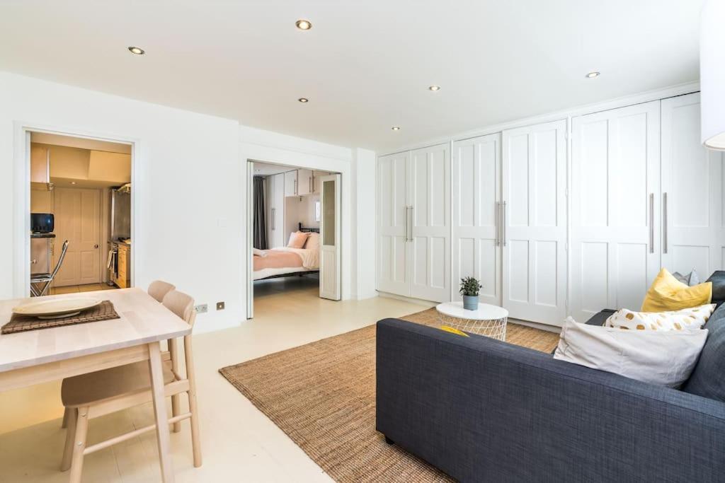 Spacious Beautiful Just-renovated Flat With Patio - Chelsea Apartamento *