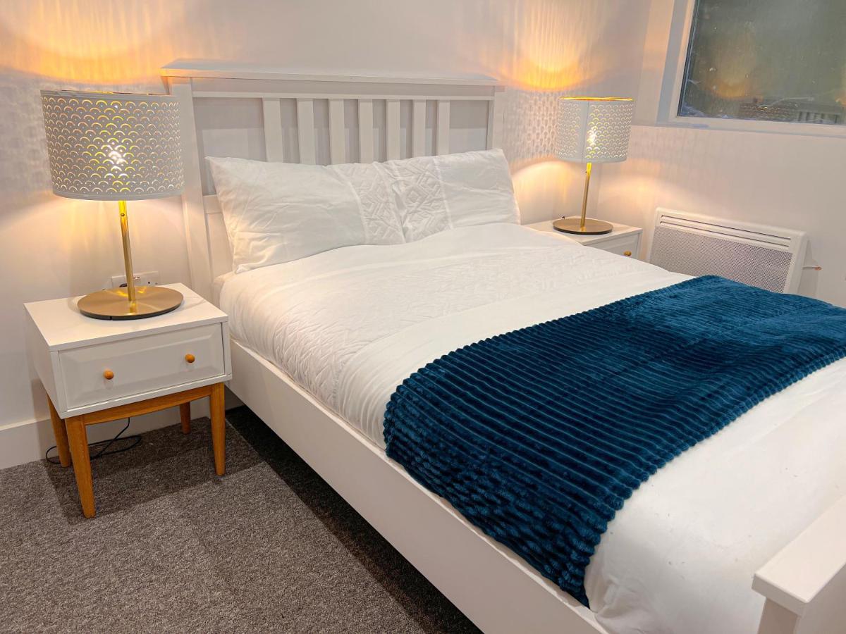 Maida Vale Apartment *