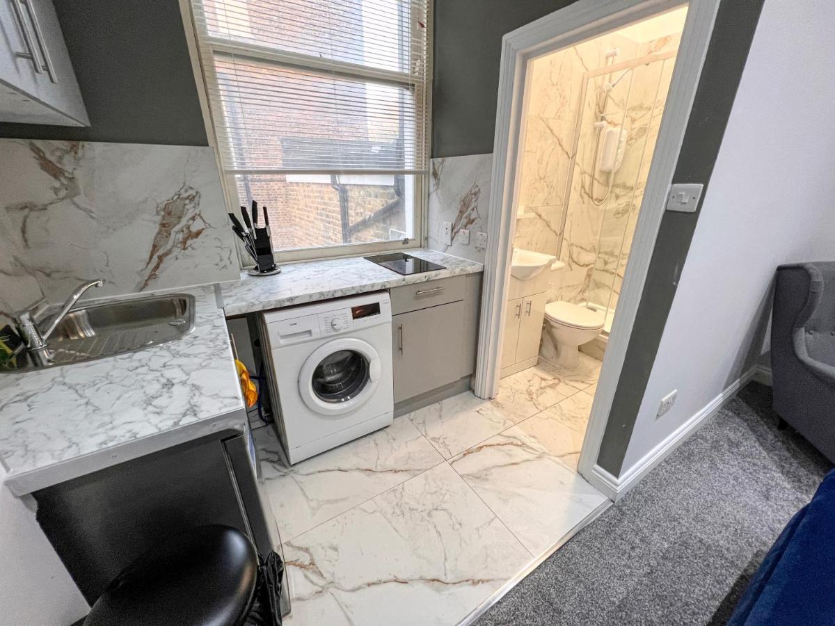 Maida Vale Apartment *