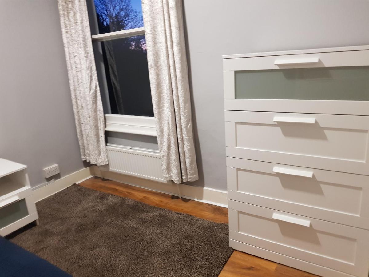 London. Gorgeous 2 Bed Flat Near Olympic Park. Apartamento