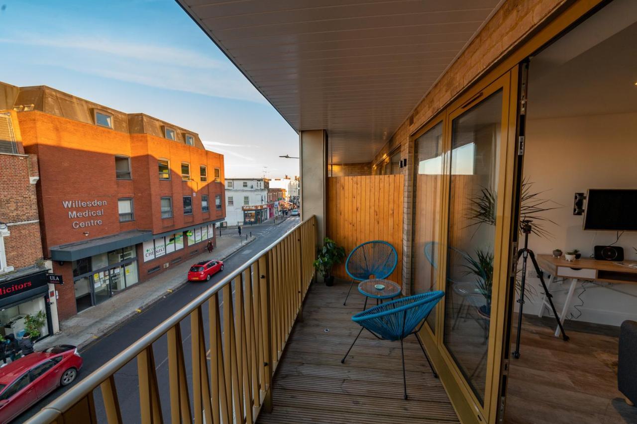 Lux 2 Bedrooms - 2 Bathrooms - F7 *