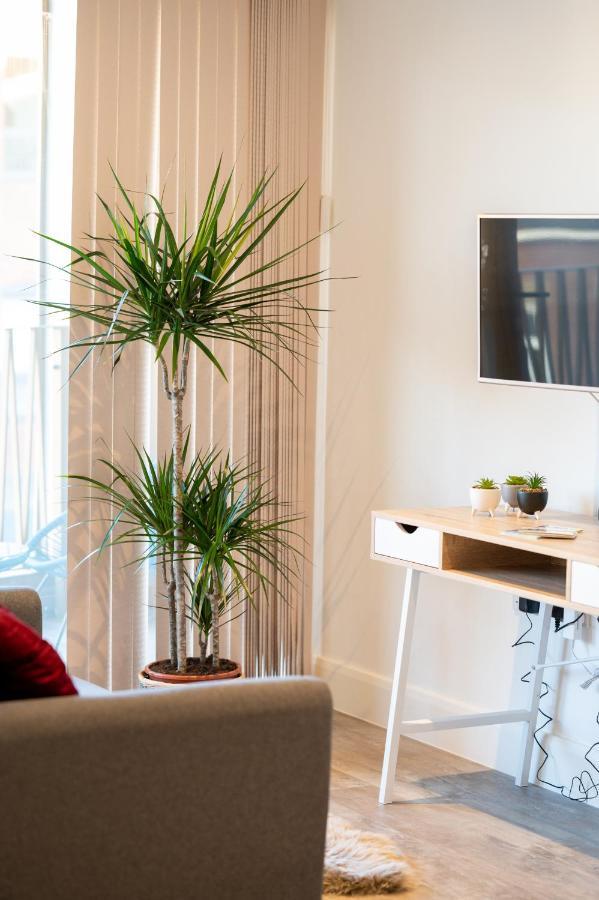 Lux 2 Bedrooms - 2 Bathrooms - F7 Londres