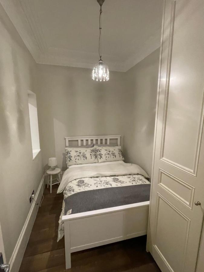 Stylish 3-bedroom Flat In Kensington Apartamento Londres