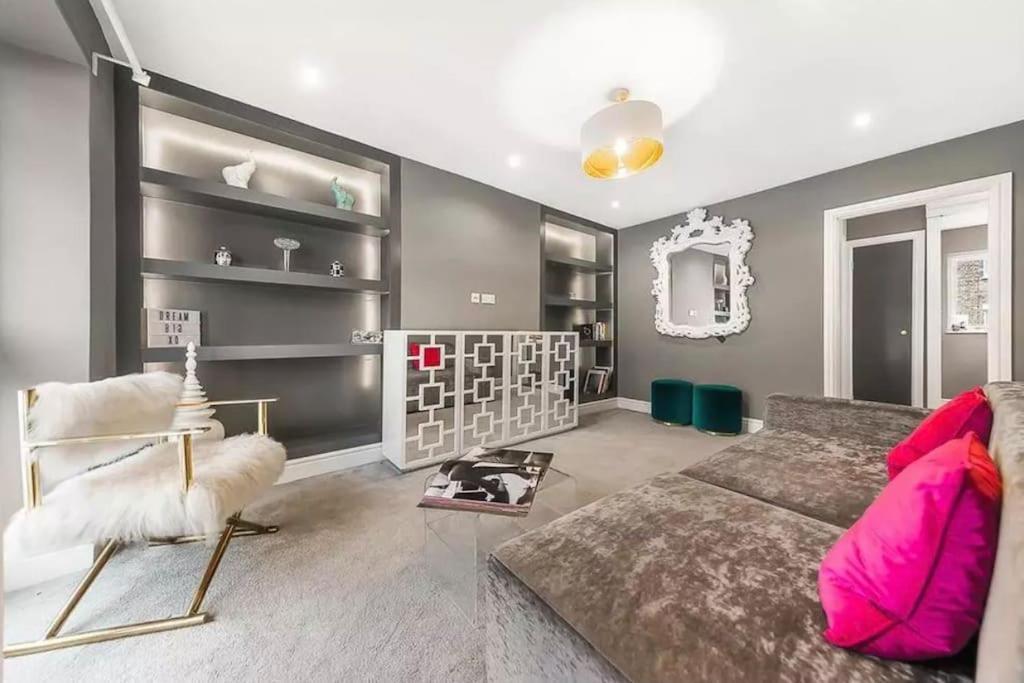 Location In - Kings Road 3-bed With Terrace, Ac & Netflix *