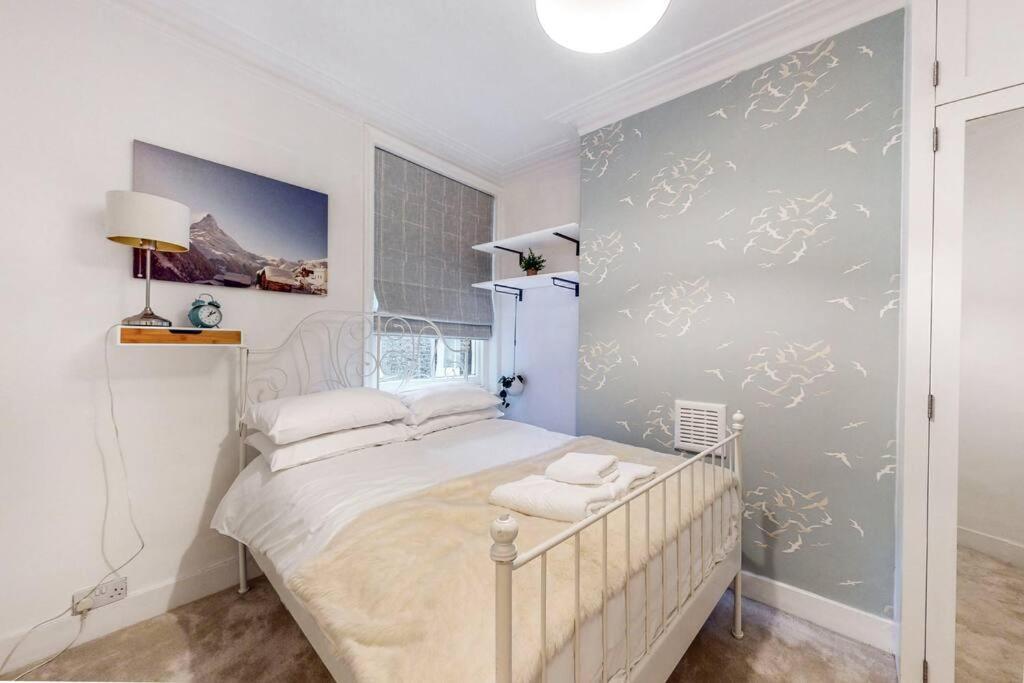 Charming 1 Bedroom In Kennington Appartement