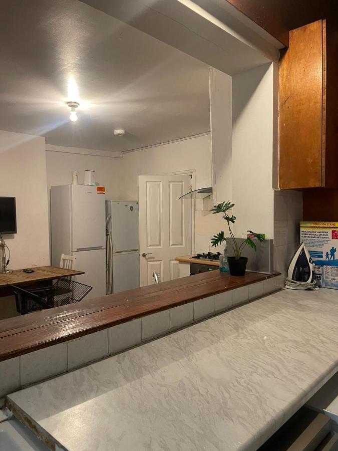 Hospedagem domiciliar Balham, South Spacious 6, 6 Available Londres