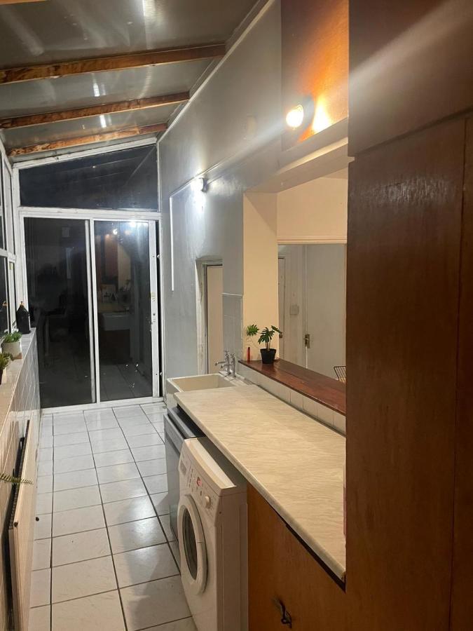 Balham, South Spacious 6, 6 Available * Londres