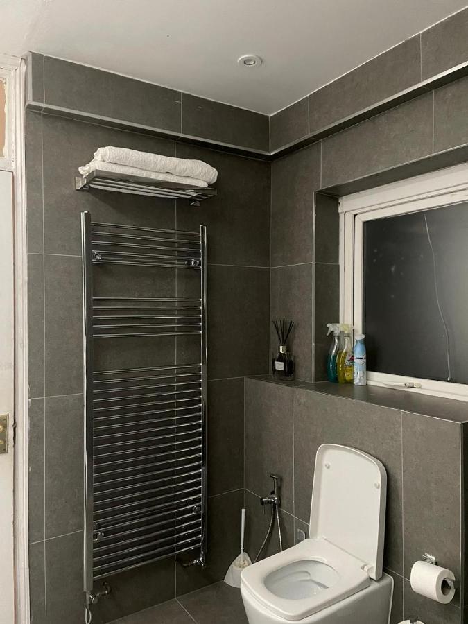 Séjour chez l'habitant Balham, South Spacious 6, 6 Available