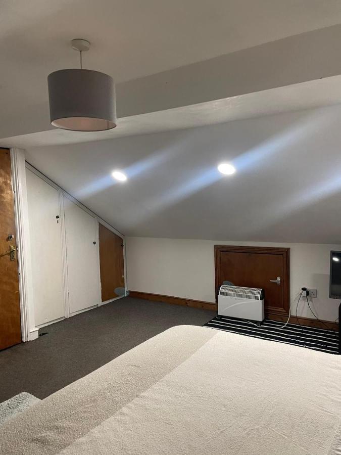 Balham, South Spacious 6, 6 Available * Londres
