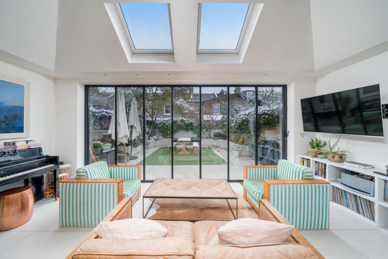 Joivy Splendid 4 Bed, 4 Bath House With Garden, Shepherds Bush Casa de férias