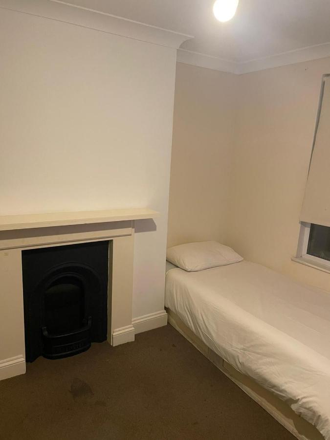 One Bedroom Flat Near Finsbury Park Apartamento *